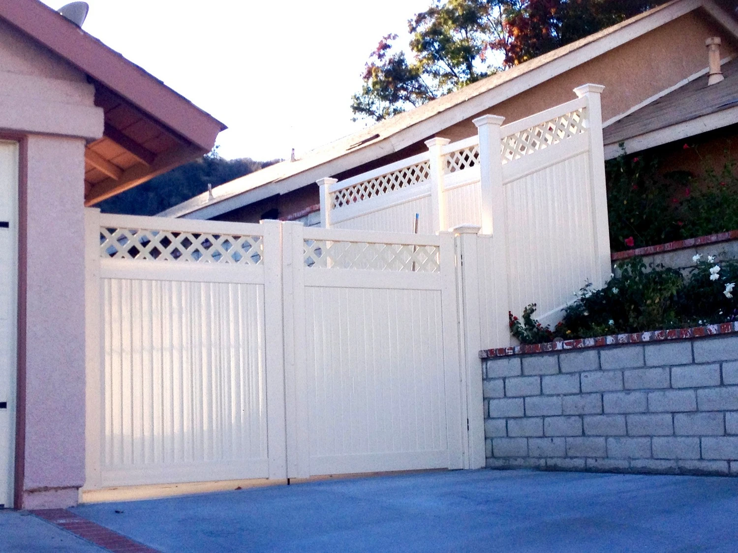 aluminum fences and gates service