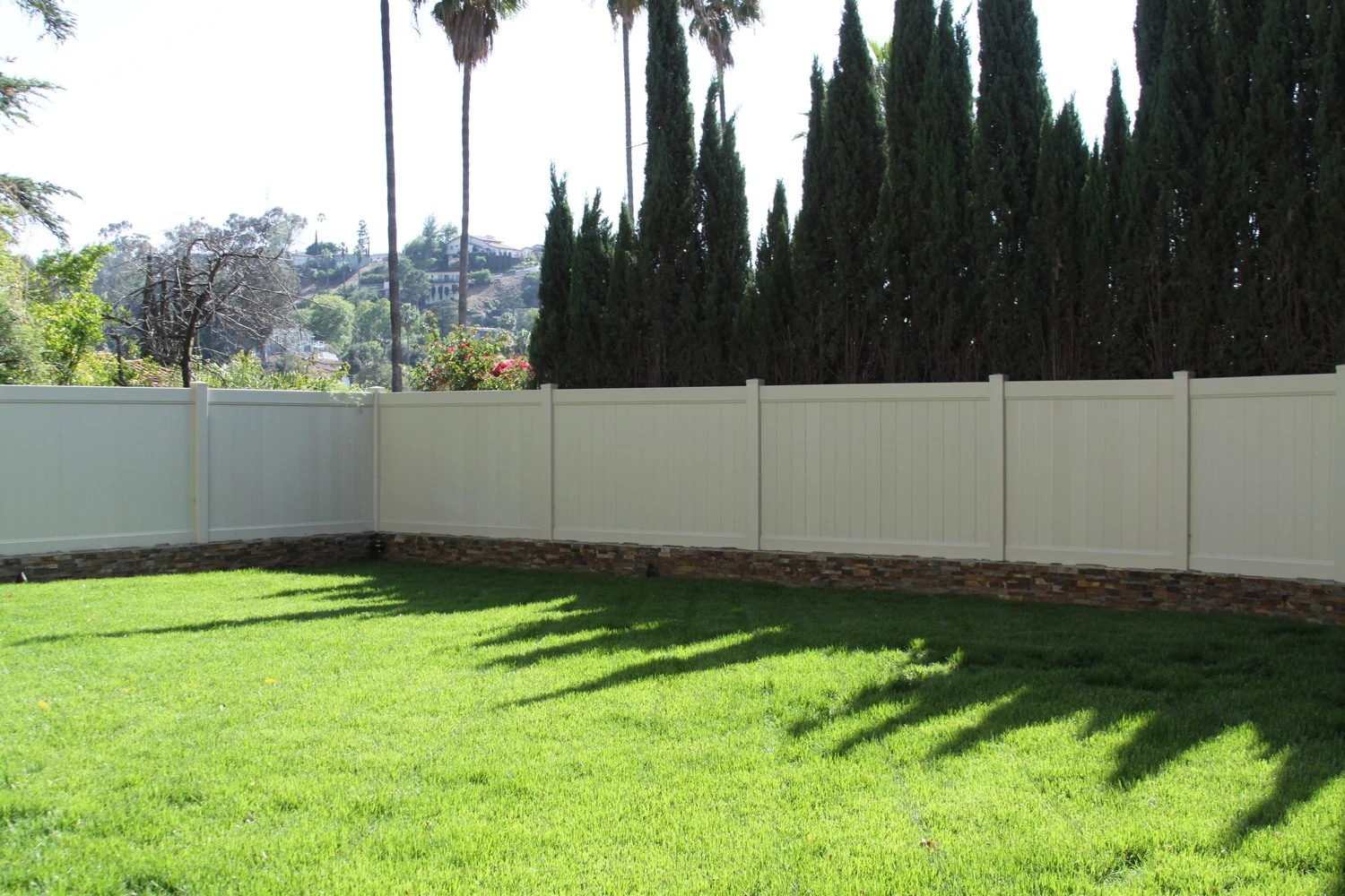 vinyl privacy fences